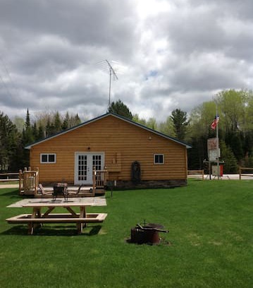 Paradise House | The Lodge at Silver Creek