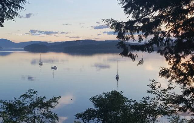 Lopez Island Cabin | Bay view cottage on scenic Lopez Island WA