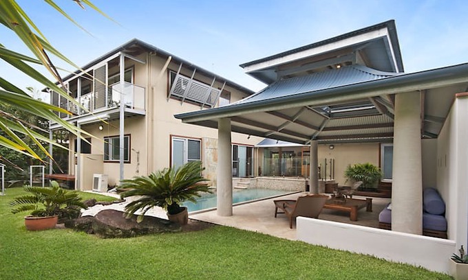 Suffolk Park House | A SWEET ESCAPE - Akasha Beach House