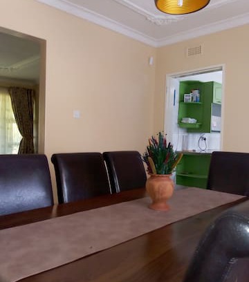 Gweru House | Mbali Guesthouse