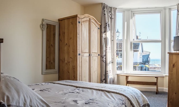 Bridlington Old Town Apartment | Bridlington Getaway. Apt 1
