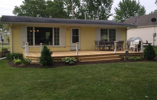 Syracuse Cabin | The Robbins Nest, Family Friendly, Lake Wawasee