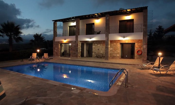 Pegeia Villa | Luxury Sea View Villa Kyklamino Coral Bay