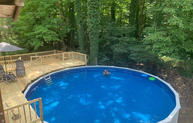 Champion Cabin | Seven Springs Cabin - private pool & hot tub