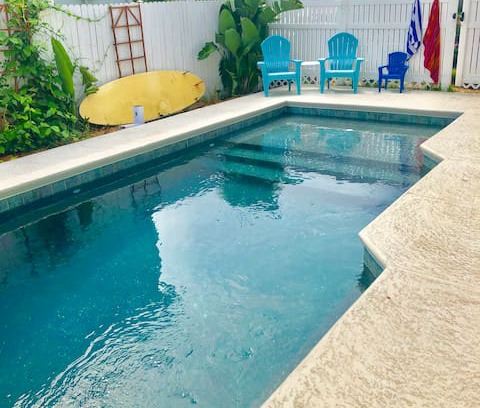 Vilano Beach House | Pura Vida Pool Home Across from Ocean