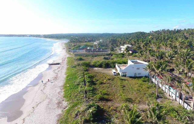Gubat House | Two-Storey Beach House with Spectacular Views