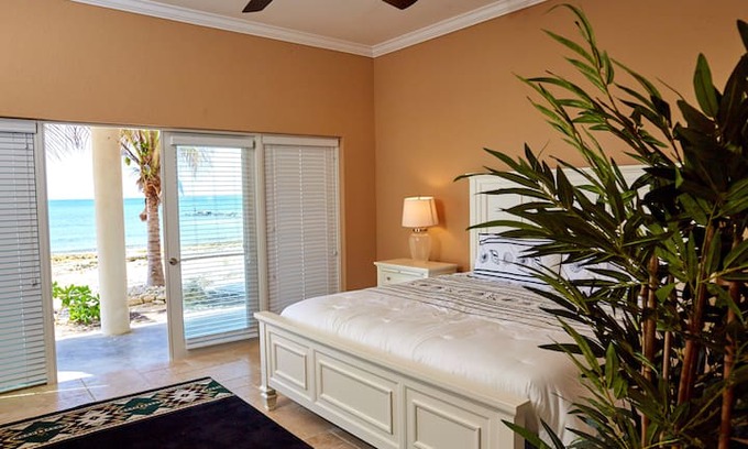 West End House | Bootle Bay Beach Bungalow! Free slip for a boat!