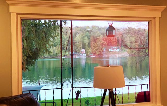 New Milford House | Exclusive 3BR House on Beautiful Tingley Lake