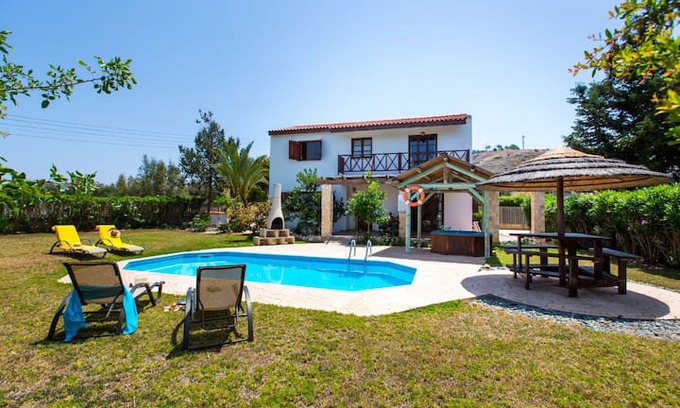 Pomos Villa | 2 Bedroom Villa Pomos, Paphos, Cyprus