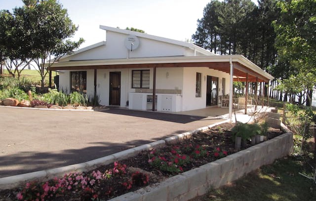 Outer West Durban House | Summerveld Cottage with a View