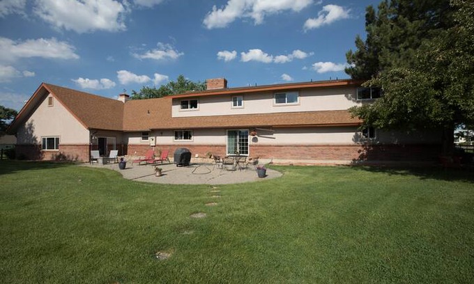 Grand Junction House | The Canyon Room @ Tumbleweed Guest Ranch