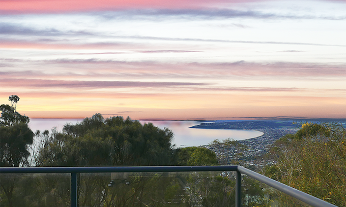 Arthurs Seat Villa | BALI IN MORNINGTON - Oceanview House