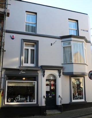 Broadstairs Bed & Breakfast | Artfuls, quirky, unique Bed & Breakfast-Beach Room