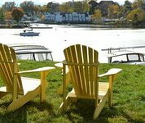 Prince Edward House | Claramount Carriage House on Picton Harbour Suite9