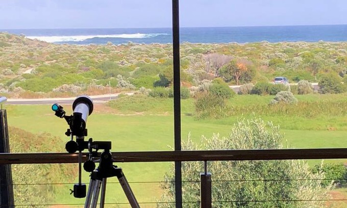Prevelly House | Saltwater- Luxury Beach House #P217065