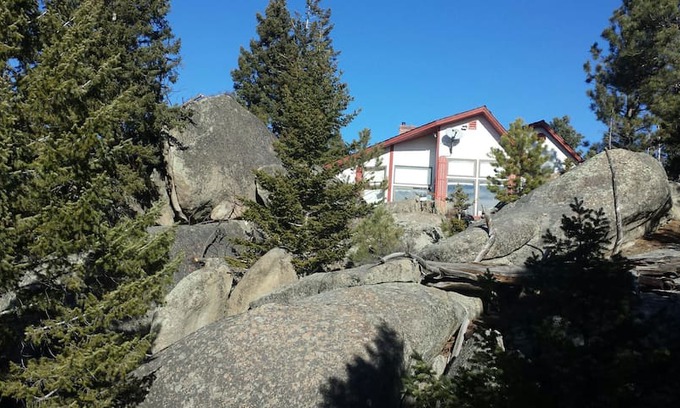 Clancy House | Allen Mountain Lodge - A
