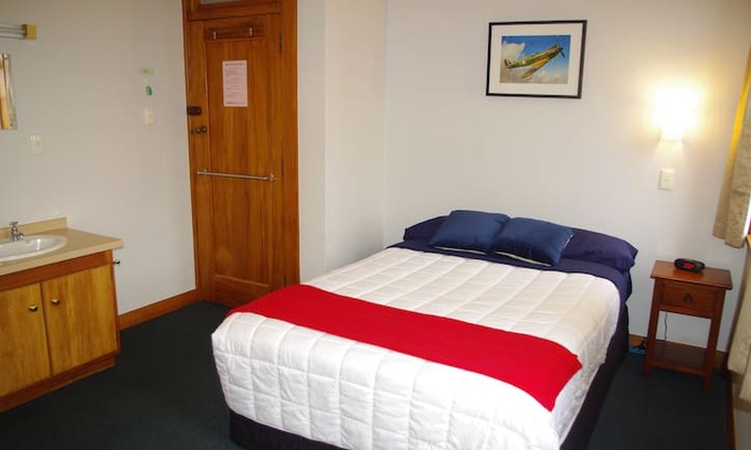 Hornby Hostel | Room in Historic Wigram Base - Room 12