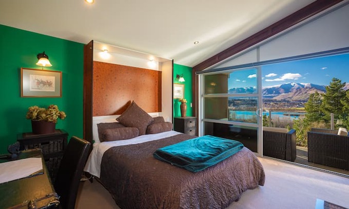 Frankton Apartment | Shotover Ridge- Queenstown's Best Surprise AirBnB