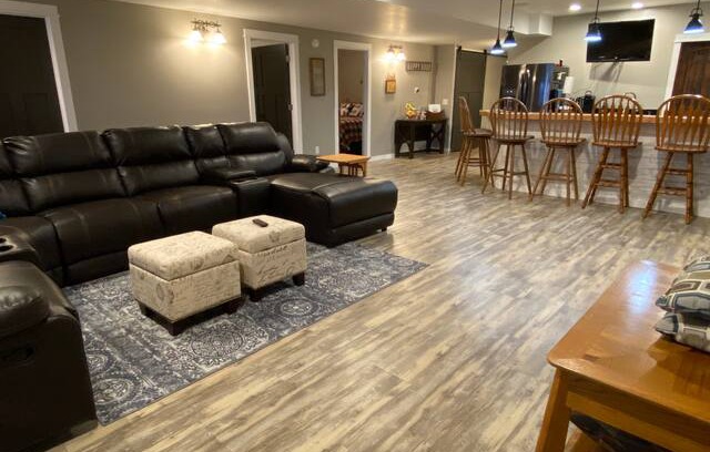 Mecosta Apartment | Bungalow on Horsehead Lake-lower apartment