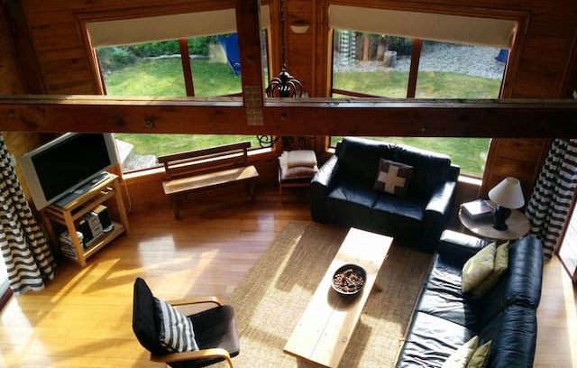 Wanaka Villa | Lake Ski Chalet with Sauna