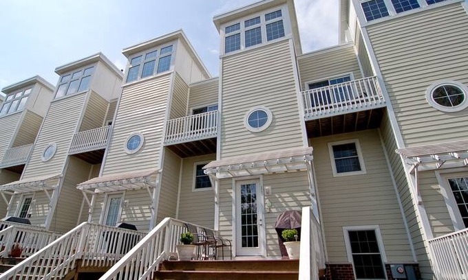 New Buffalo House | Dunescape Beach Retreat, Downtown New Buffalo