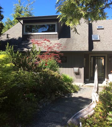 Tofino House | Tree Frog Suite