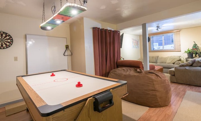 Historic District House | The Potstel - Locking Bunk Room for 1 to 2