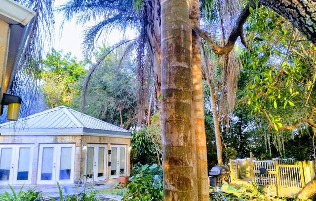 Lake Placid House | Botanical Gardens on the Lake guest house 1