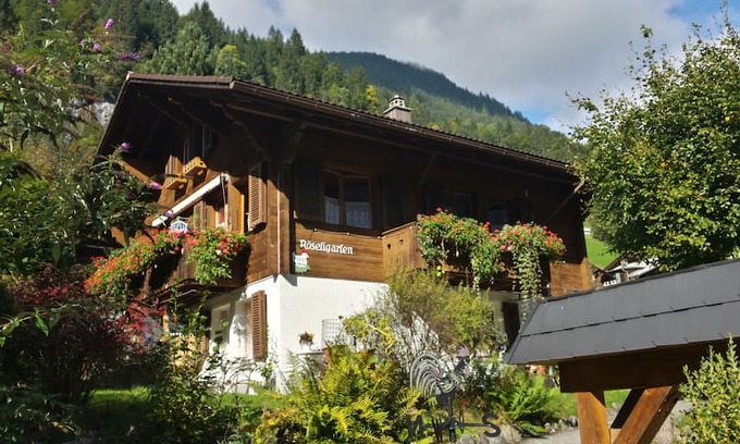 Lauterbrunnen Apartment | Nussbaumerhaus Chalet Röseligarten