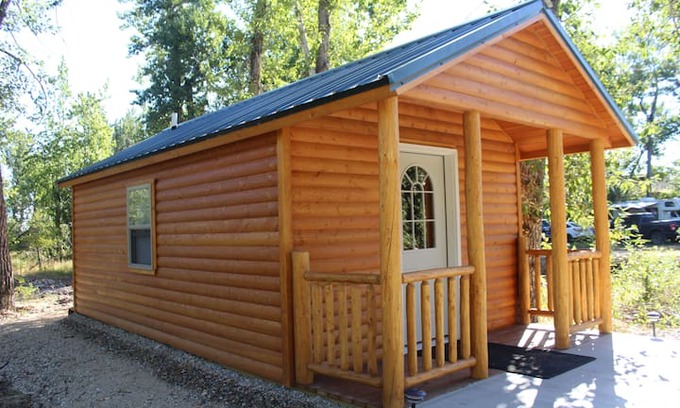 Roberts Cabin | Castaway Cabins #1, near Red Lodge, MT