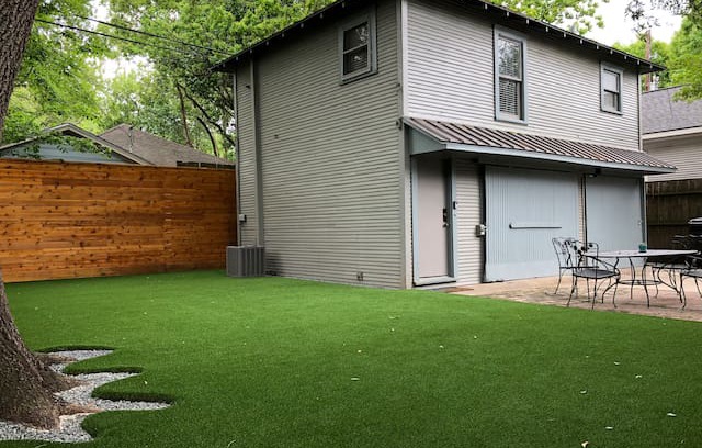Woodland Heights House | Heights Carriage House Apartment