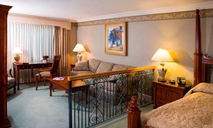 North Creek Hotel | The Copperfield Inn