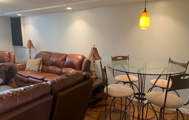 Coldstream House | Cozy Coldstream basement suite