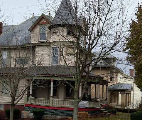 Aurora House | The Harmony House-Creation Museum-CVG-Ski Slopes