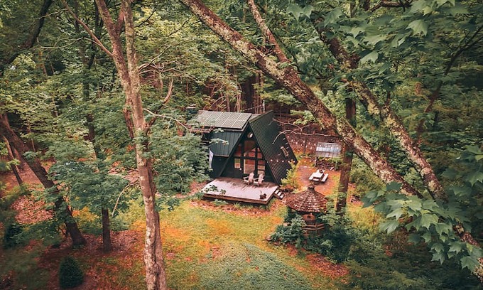 Kerhonkson House | A Black A- Frame: Sustainable Catskills A-Frame