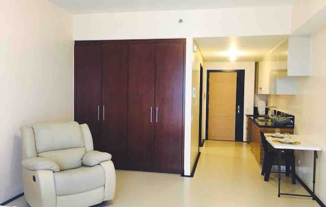 Wack-Wack Greenhills Apartment | Viridian in Greenhills Modern Studio
