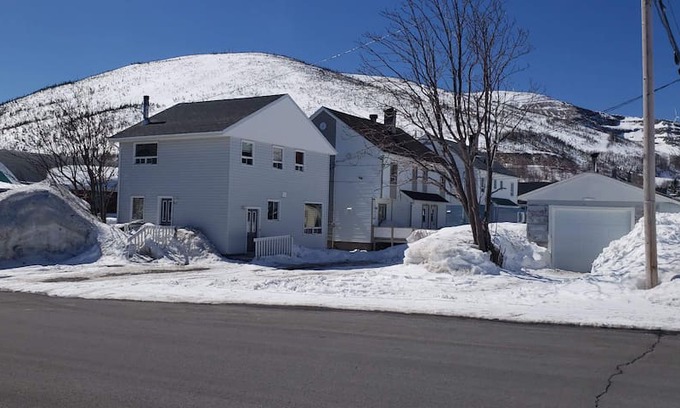 Murdochville Villa | Chalet convivial Murdochville dans les chic-chocs