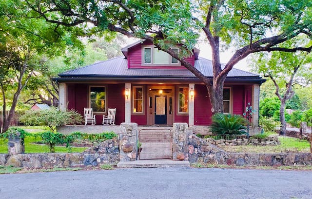 Boerne House | Le Bleu House in Boerne, Texas