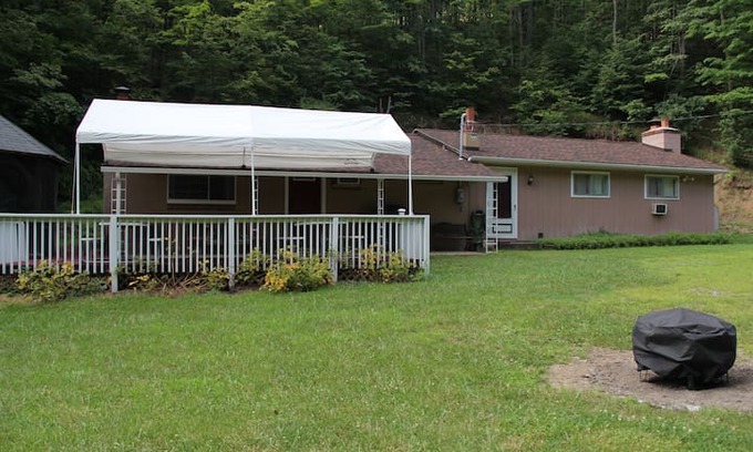 Huntingdon Cabin | Andrus Cottage by the Cove