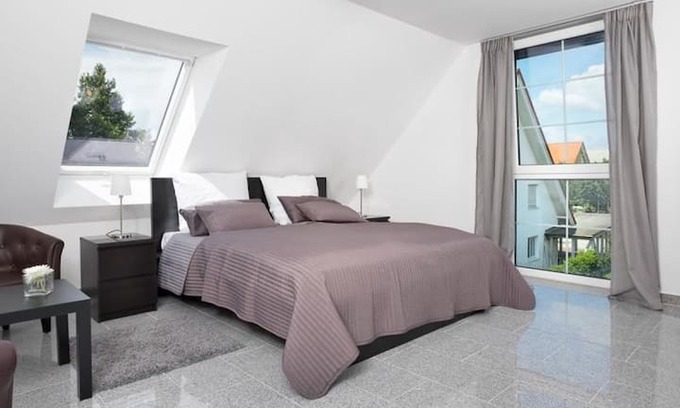Bad Krozingen Apartment | Ferienwohnungen an der Thermenallee, (Bad Krozingen), Ferienwohnung 1. OG, 85 qm, 2 Schlafzimmer, max. 6 Personen
