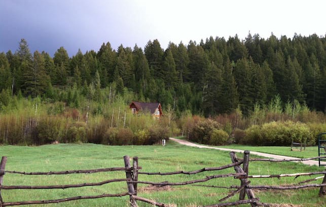 Soda Springs Cabin | Whispering Pines Lodge