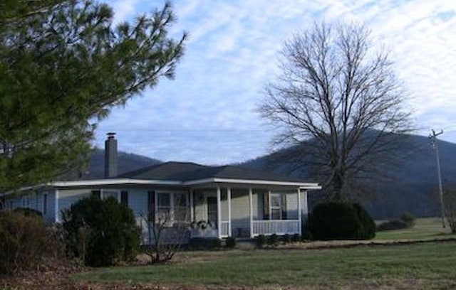 Nellysford House | Rockfish Valley Farm guest house ; scenic
