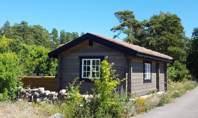 Sodvik Cabin | Sjötorpet - unikt boende vid havet på norra Öland!