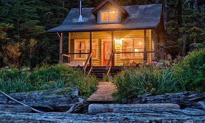 Sitka Cabin | Kasiana Island kayak cabin