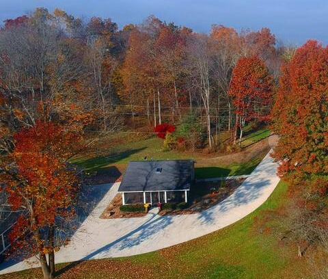 Millersburg Cabin | The Red Door Villa