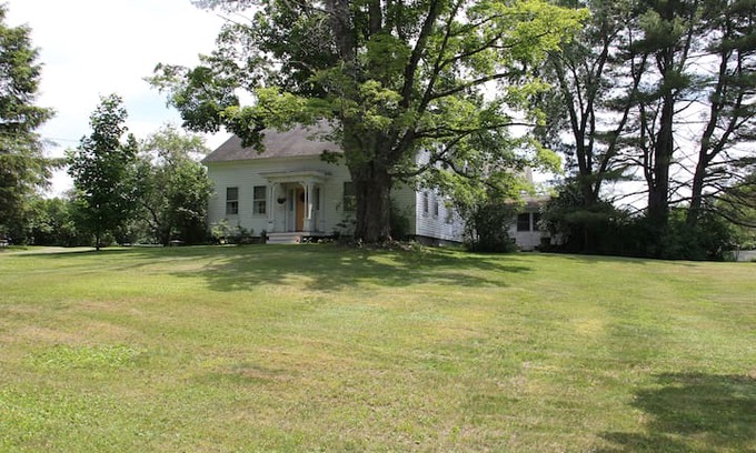 Hartland Four Corners House | Hummingbird Hill, in the heart of Vermont.