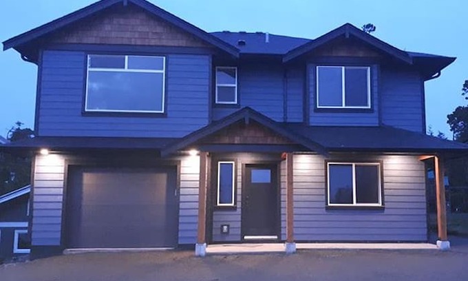 Ucluelet House | Blueberry Hill Guest Suite