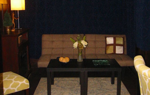 City Heights House | PRIVATE STUDIO APARTMENT Vintage Craftsman House