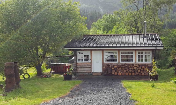 Strathyre Cabin | Pine Cabin, Strathyre, a cosy escape from it all.