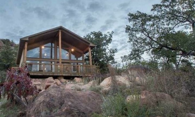 Medicine Park Cabin | The Boulder House